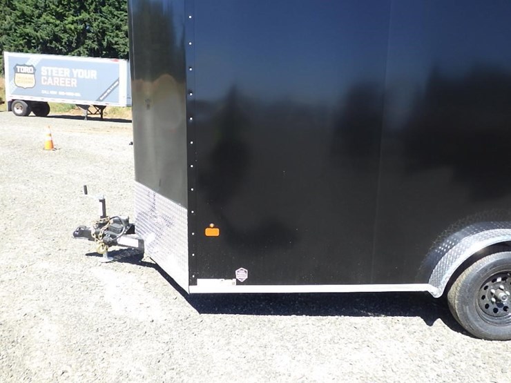 2026-royal-lcht35-7.516v-86-t/a-enclosed-trailer-image-14