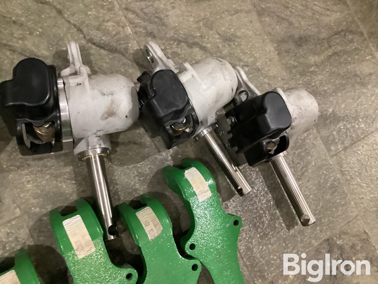 john-deere-8-image-15