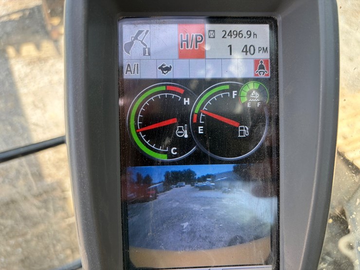 2020-deere-210g-image-41