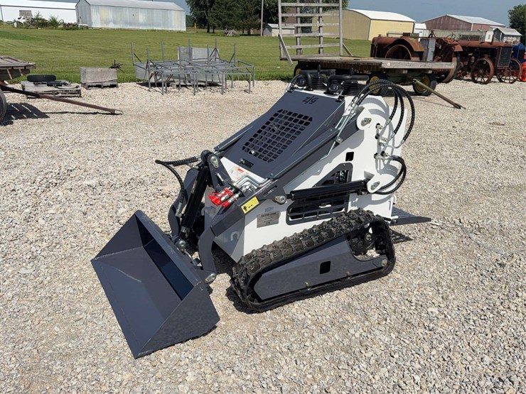 2026-zjg-zj-380-tracked-mini-skid-steer-loader-image-1