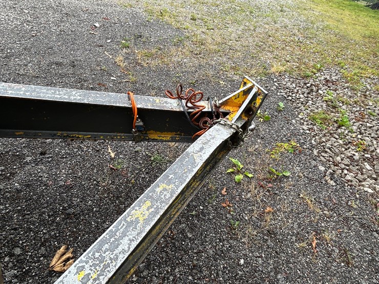 #31-•-1986-cz-tandem-axle-equipment-trailer-image-19