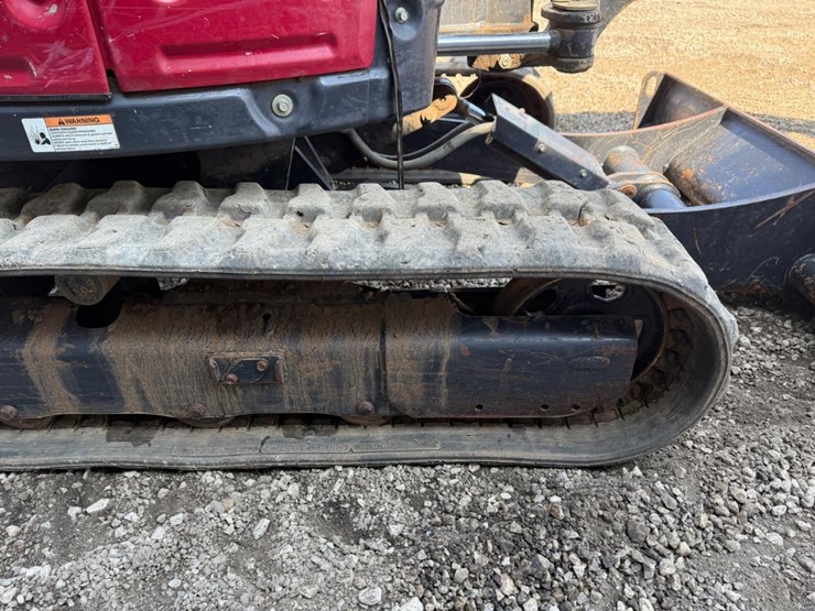 yanmar-vio35-6a-image-12