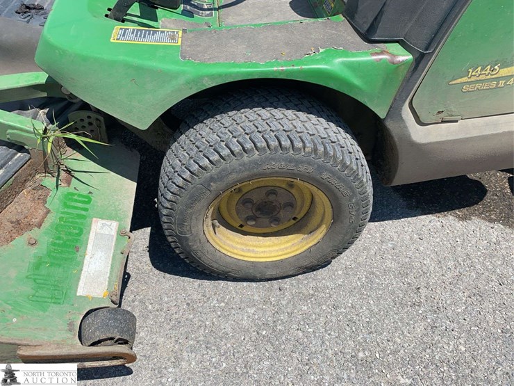2013-john-deere-1445-ii-image-18