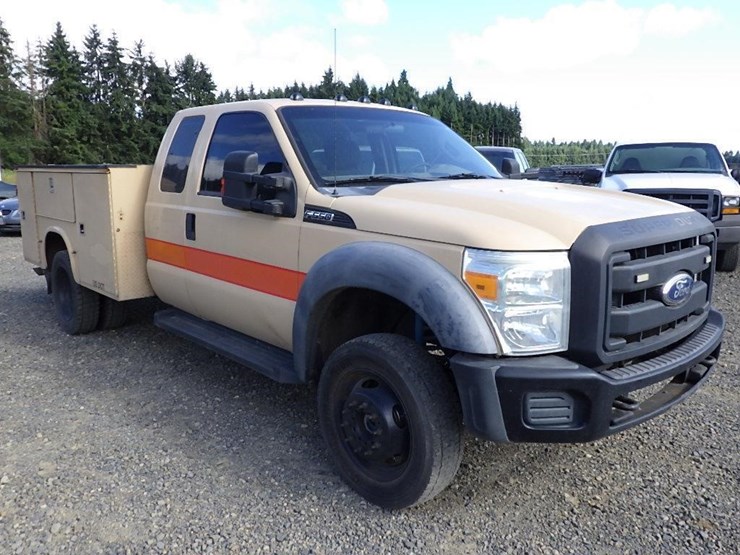2012-ford-f550-image-3