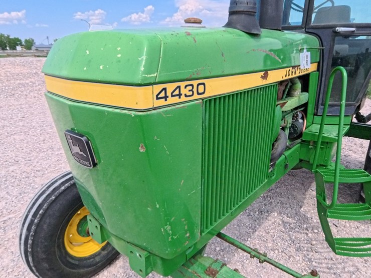 john-deere-4430-image-15