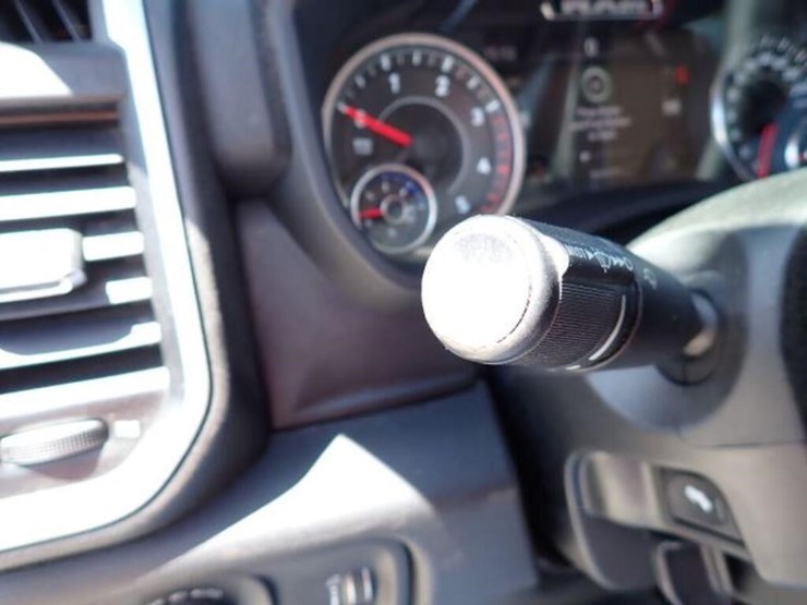 2022-dodge-ram-5500-image-24