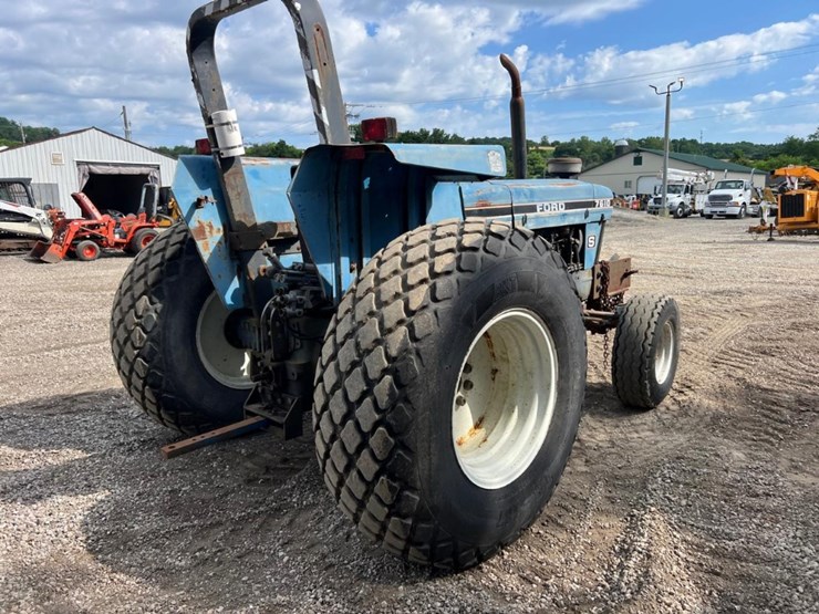 ford-7610-image-9