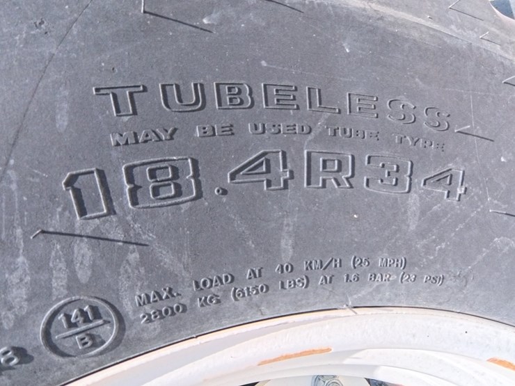 2004-new-holland-tl100a-image-28