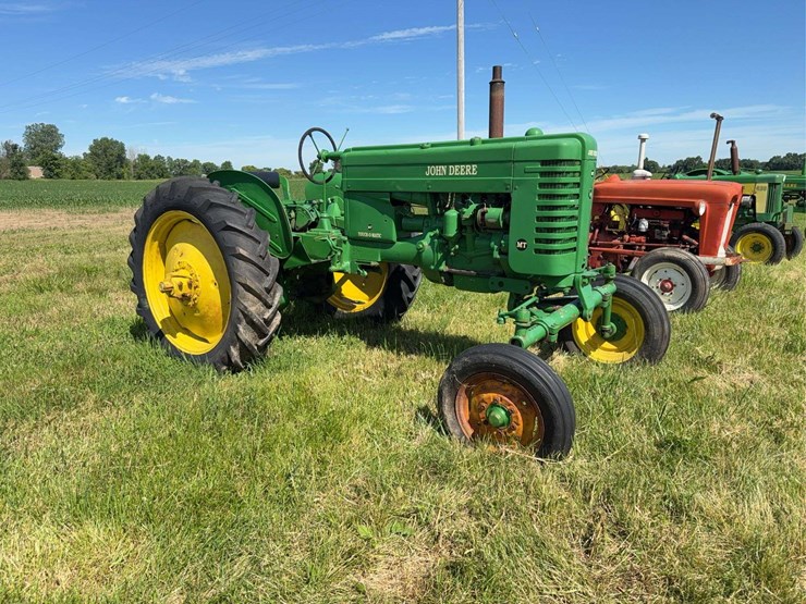 john-deere-mt-image-1