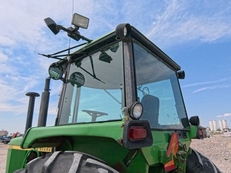 john-deere-4430-image-51