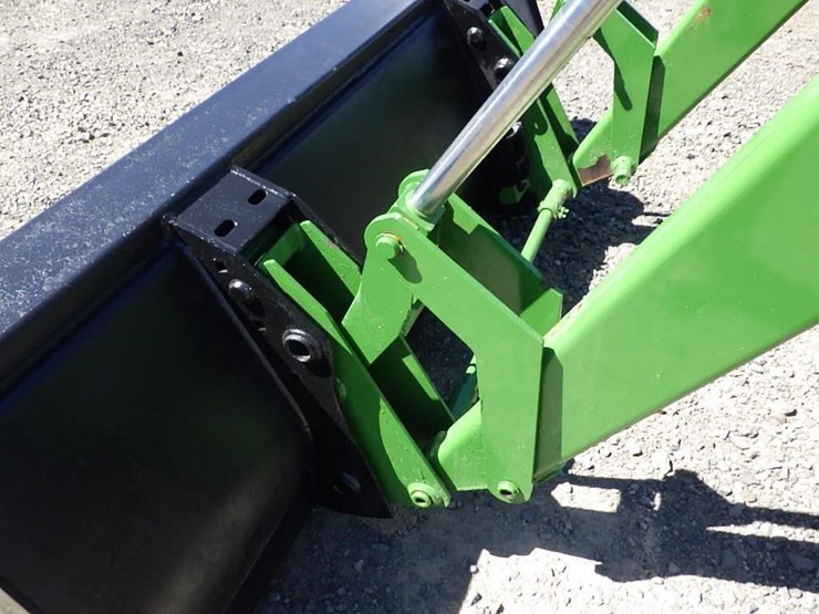 john-deere-tractor-loader-image-13
