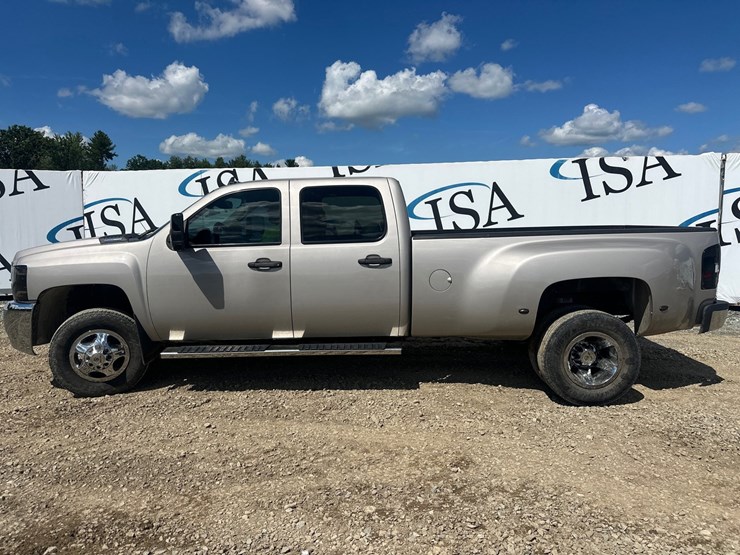 2008-chevrolet-3500hd-image-2