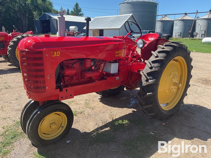 massey-ferguson-30-image-1