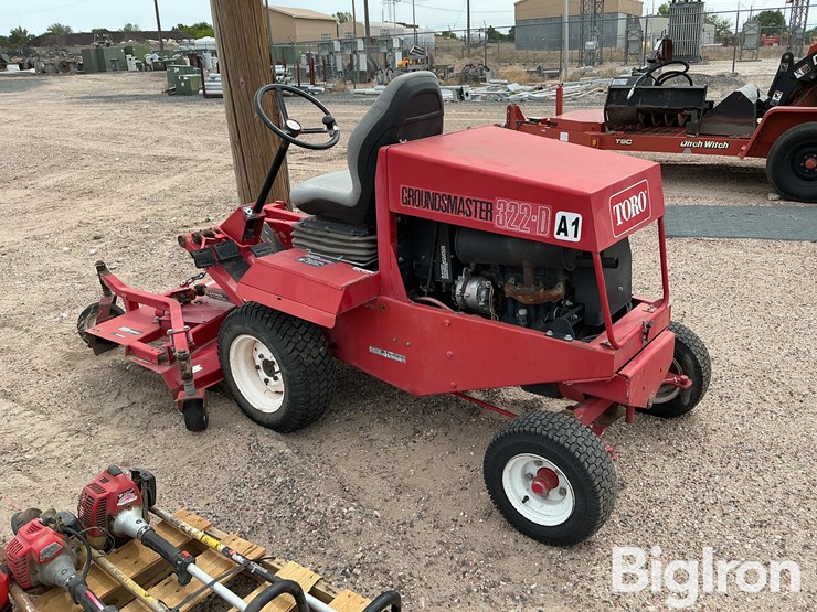 toro-groundsmaster-322d-image-7