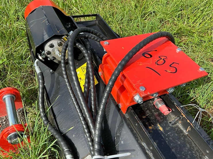 caterpillar-308-image-4