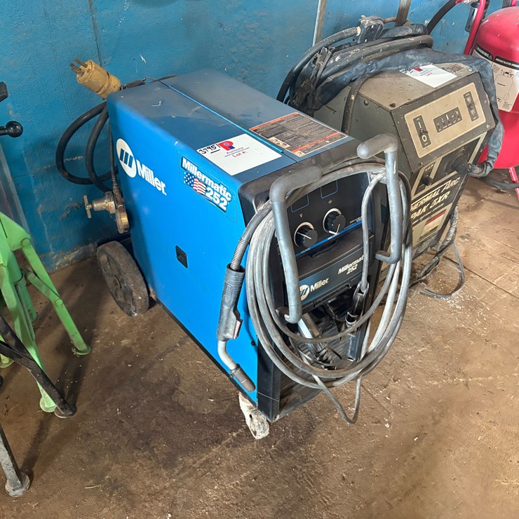 Miller millermatic 252 welding machine