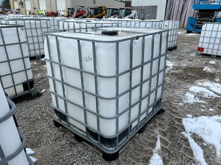 water-tank-tote-image-3