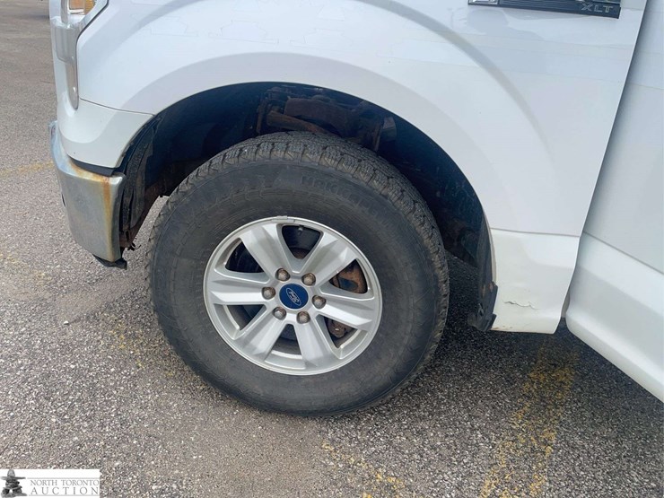 2017-ford-f150-image-17
