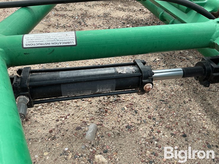 ryan-renovaire-tow-behind-aerator-image-9