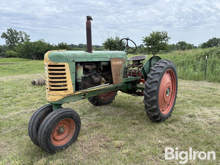 1949-oliver-66-image-1