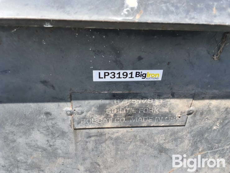 bobcat-60-utility-fork-bucket-image-9