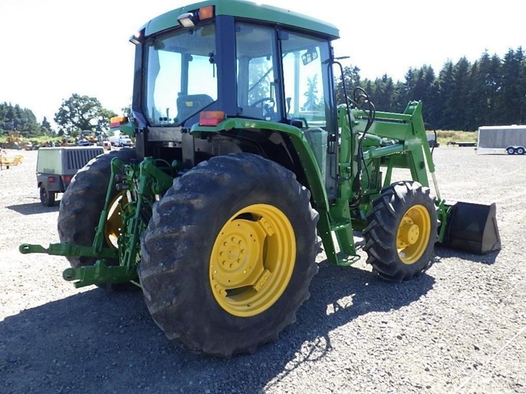 john-deere-tractor-loader-image-5
