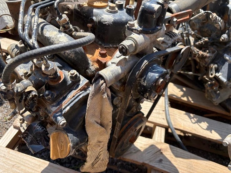 yanmar-3007d-3-cylinder-diesel-engine-image-2