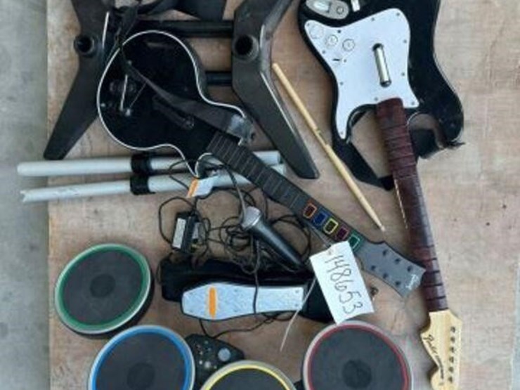 rock-band-set-for-xbox-360-image-1