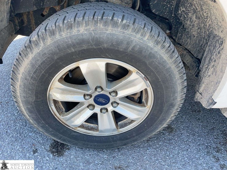 2017-ford-f150-image-24