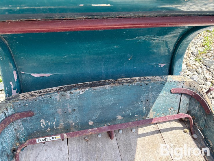 horse-drawn-single-horse-sleigh-image-15