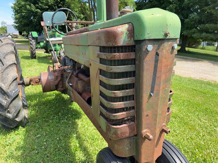john-deere-model-b-image-8