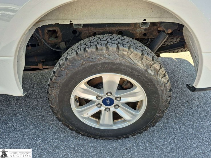 2017-ford-f150-image-21