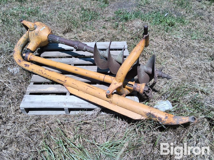 demuse-digger-4'-post-hole-digger-image-4