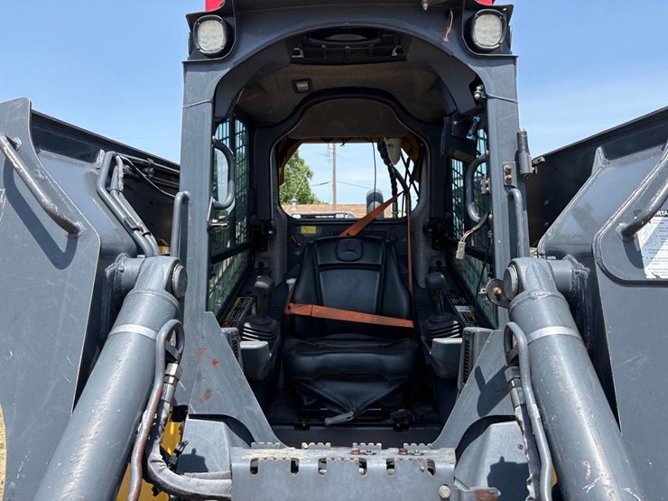 deere-333g-image-14