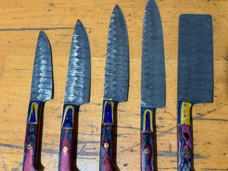 qty-(5)-handmade-chef-&-cleaver-knives-assorted-damascus-style-kitchen-knife-set-image-1