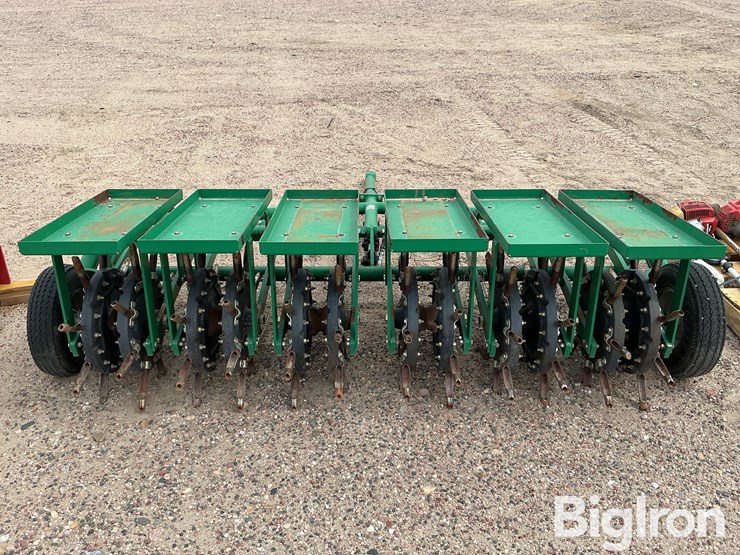 ryan-renovaire-tow-behind-aerator-image-6