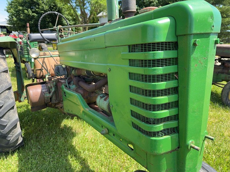 john-deere-model-b-image-12