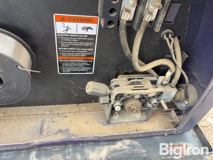hobart-handler-175-welder-image-19