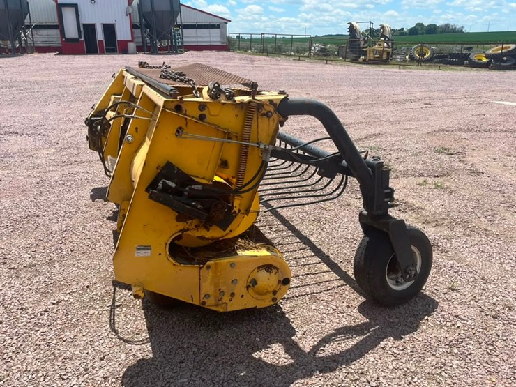 new-holland-356w-image-6