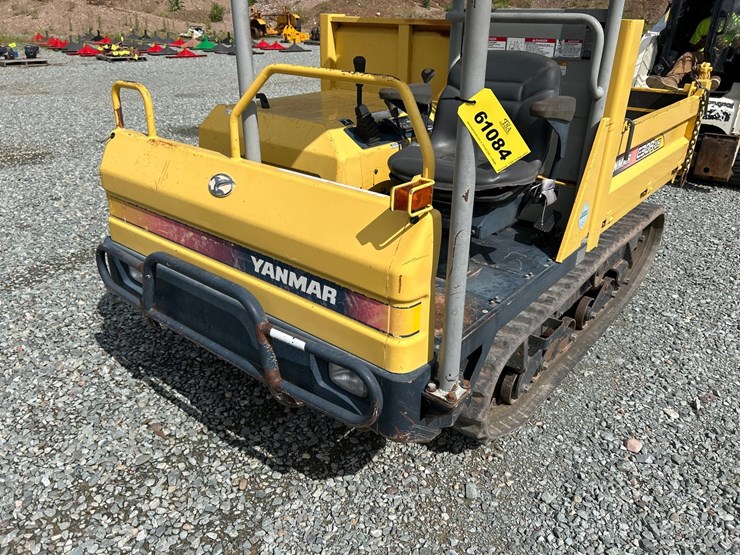 2013-yanmar-c30-image-9