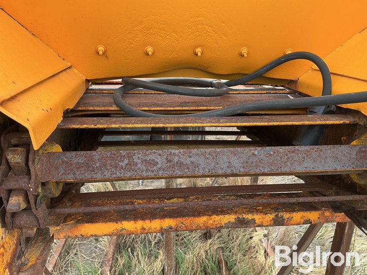highway-equip-e2500-10-heavy-duty-v-box-sand-or-salt-spreader-box-image-10