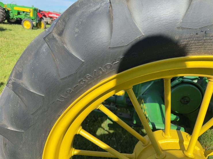 john-deere-model-b-image-12