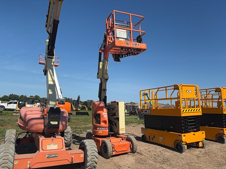jlg-e300aj-image-2