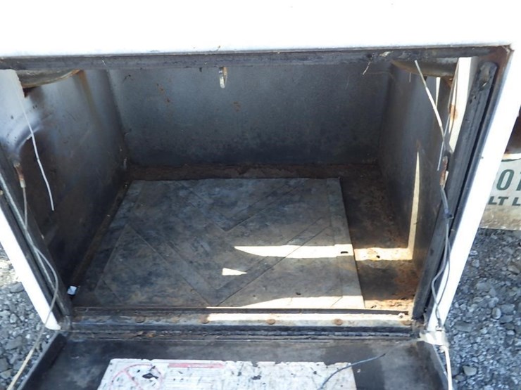 2004-asve-16'-t/a-flatbed-trailer-image-18
