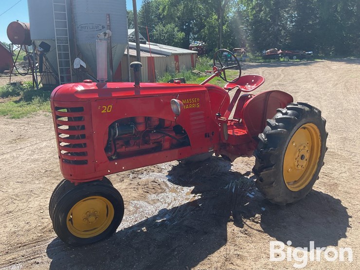 massey-ferguson-20-image-1