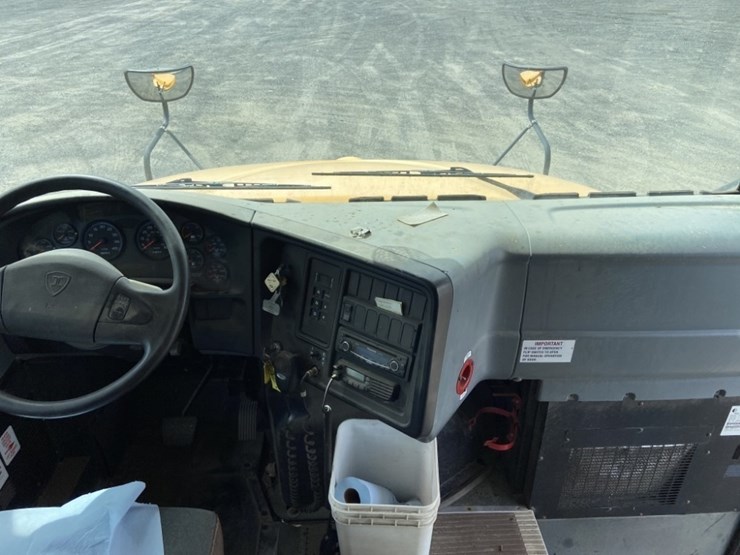 2012-ic-pb105-school-bus-image-15