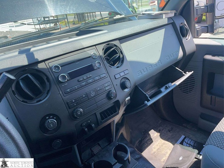 2015-ford-f250-image-14