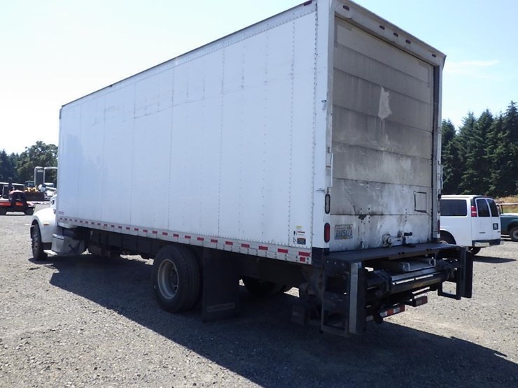 2017-peterbilt-pb337-26'-box-truck-image-7