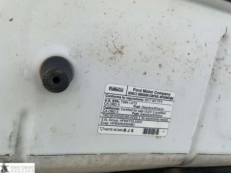 2017-ford-f150-image-17