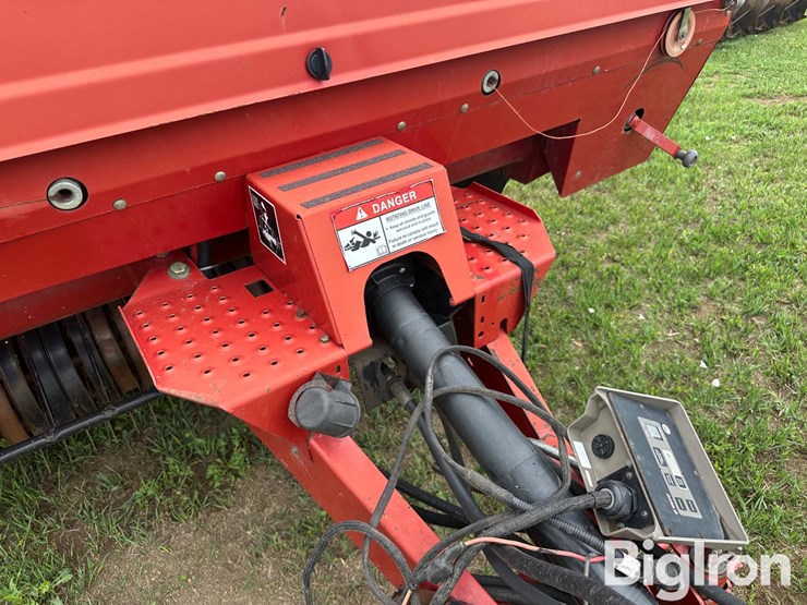 case-ih-rbx561-image-16